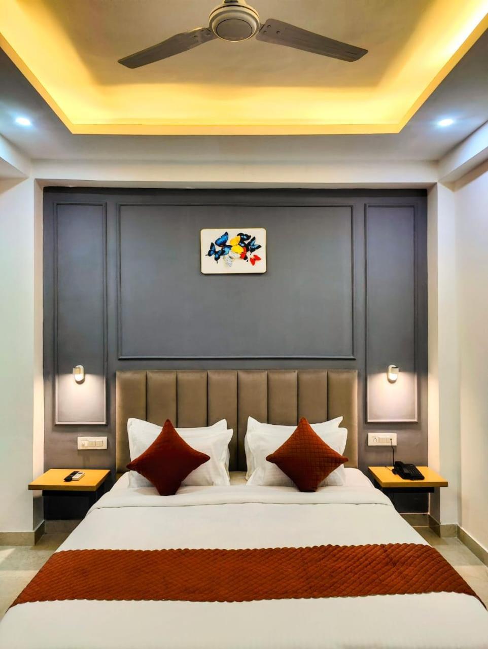 Mavens White Artemis Hospital Road Sector 52 Gurgaon Hotell Exteriör bild